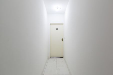 Apartamento à venda com 47m², 2 quartos e sem vagaCorredor - Entrada