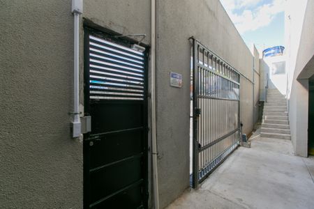 Apartamento à venda com 47m², 2 quartos e sem vagaÁrea comum - Entrada