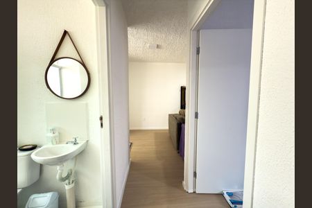 Apartamento para alugar com 45m², 2 quartos e sem vaga Apartamento para alugar com 45m², 2 quartos e sem vagaCorredor