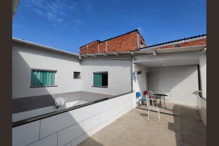 Casa à venda com 190m², 4 quartos e 4 vagasCasa 3 - Varanda