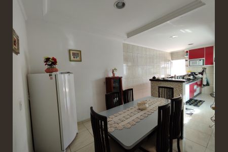 Casa à venda com 190m², 4 quartos e 4 vagasCasa 3 - Sala/Cozinha