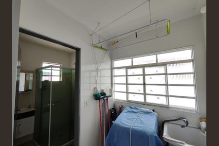 Casa à venda com 190m², 4 quartos e 4 vagasÁrea de Serviço