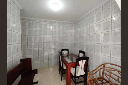 Casa à venda com 190m², 4 quartos e 4 vagasCasa 2 - Sala