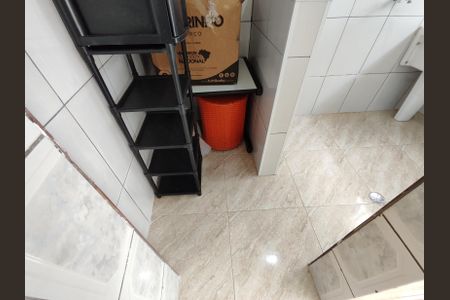 Casa à venda com 190m², 4 quartos e 4 vagasCasa 2 - Área de Serviço