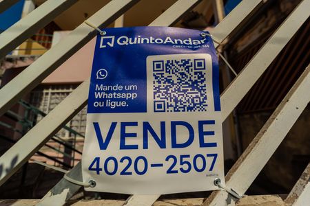 Casa à venda com 350m², 2 quartos e 4 vagas Casa à venda com 350m², 2 quartos e 4 vagasPlaca - MASH-114