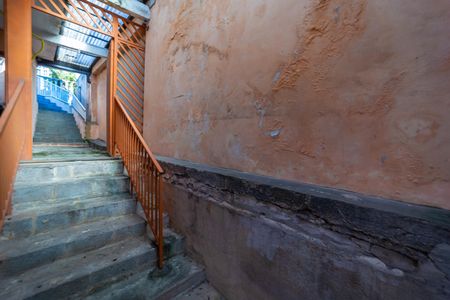 Casa à venda com 350m², 2 quartos e 4 vagas Casa à venda com 350m², 2 quartos e 4 vagasGaragem