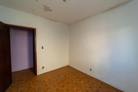 Casa à venda com 350m², 2 quartos e 4 vagas Casa à venda com 350m², 2 quartos e 4 vagasQuarto 1