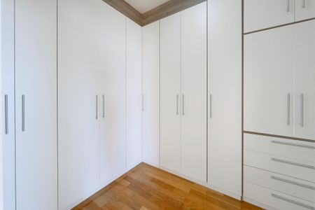 Casa de condomínio para alugar com 240m², 4 quartos e 4 vagasSuíte 1