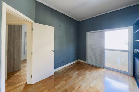 Casa de condomínio para alugar com 240m², 4 quartos e 4 vagasSuíte 2