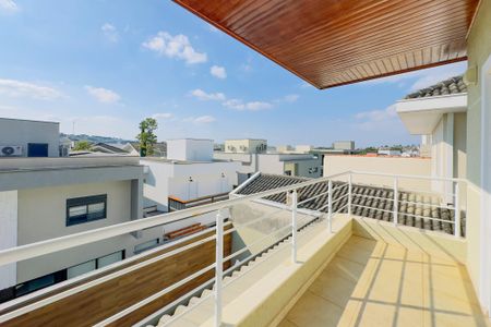 Casa de condomínio para alugar com 240m², 4 quartos e 4 vagasVaranda Suíte 1