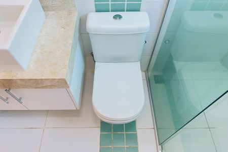 Casa de condomínio para alugar com 240m², 4 quartos e 4 vagasBanheiro 1