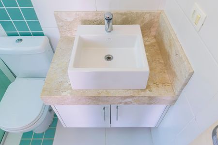 Casa de condomínio para alugar com 240m², 4 quartos e 4 vagasBanheiro da Suíte 2