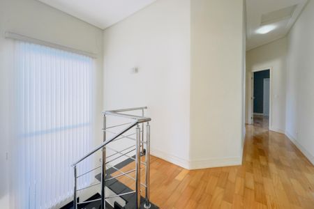 Casa de condomínio para alugar com 240m², 4 quartos e 4 vagasHall quartos