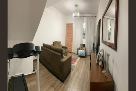 Casa à venda com 125m², 2 quartos e 1 vaga