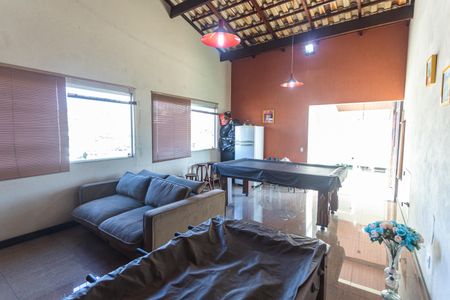 Casa à venda com 320m², 4 quartos e 6 vagasSala 3 no 2° Andar