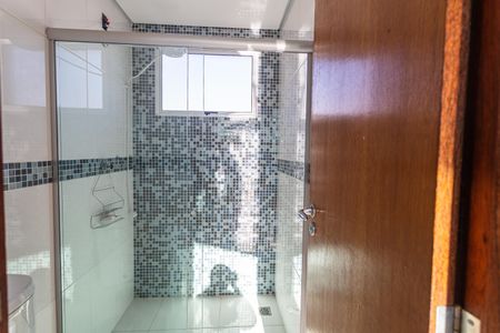 Casa à venda com 320m², 4 quartos e 6 vagasBanheiro Social 2 no 2° Andar