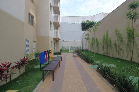 Apartamento à venda com 37m², 2 quartos e sem vagaÁrea comum