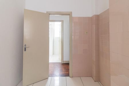 Apartamento para alugar com 100m², 3 quartos e sem vagaCozinha e Área de Serviço