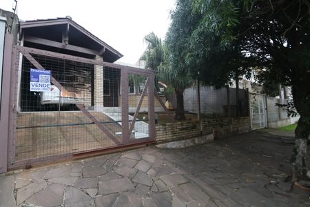 Casa à venda com 102m², 2 quartos e 1 vagaFachada