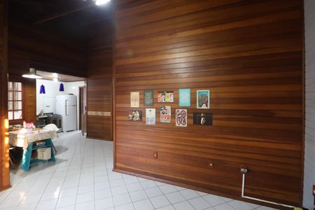 Casa à venda com 102m², 2 quartos e 1 vagaSala