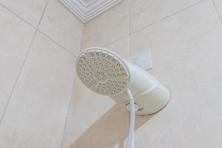 Casa à venda com 179m², 3 quartos e 2 vagas Casa à venda com 179m², 3 quartos e 2 vagasBanheiro Social