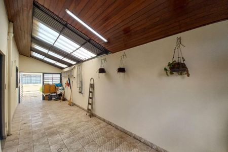 Casa à venda com 260m², 4 quartos e 2 vagasGaragem