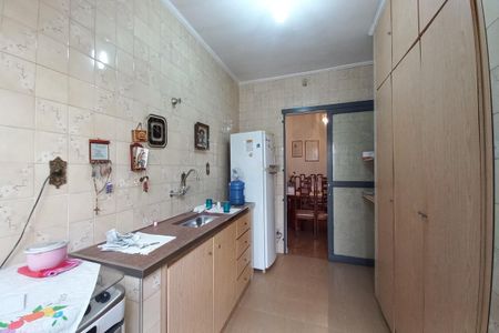 Casa à venda com 260m², 4 quartos e 2 vagasCozinha