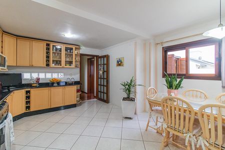 Apartamento à venda com 235m², 3 quartos e 2 vagasCozinha