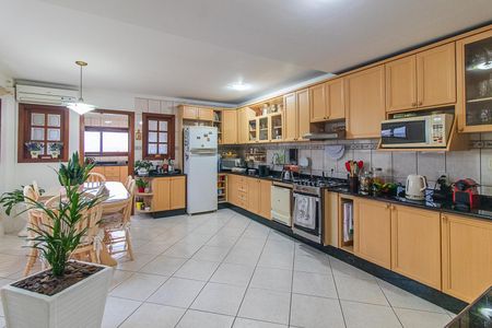 Apartamento à venda com 235m², 3 quartos e 2 vagasCozinha