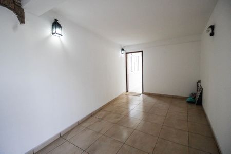 Casa à venda com 300m², 3 quartos e 3 vagasGaragem