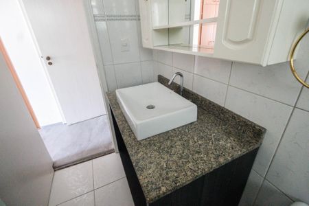 Casa à venda com 300m², 3 quartos e 3 vagasBanheiro da Suíte 2