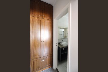 Casa à venda com 300m², 3 quartos e 3 vagasSuíte 2