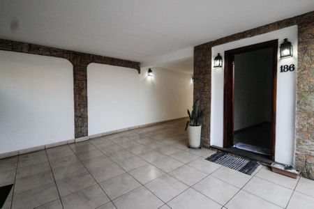 Casa à venda com 300m², 3 quartos e 3 vagasGaragem