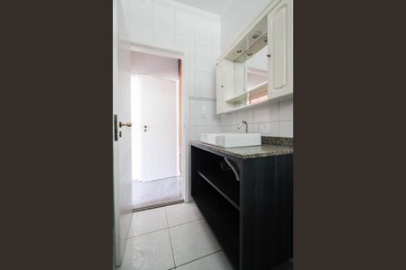 Casa à venda com 300m², 3 quartos e 3 vagasBanheiro da Suíte 2