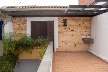 Casa à venda com 191m², 2 quartos e 2 vagasVaranda
