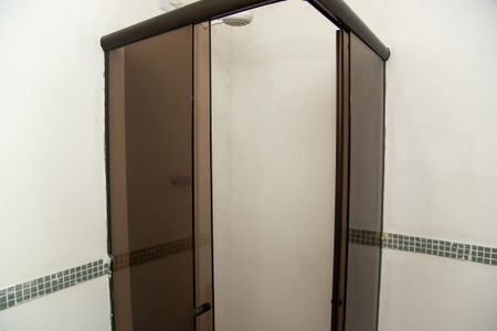 Casa à venda com 191m², 2 quartos e 2 vagasBanheiro da Suíte 2