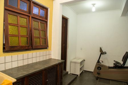 Casa à venda com 191m², 2 quartos e 2 vagasÁrea de Serviço