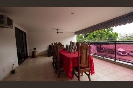 Apartamento à venda com 175m², 3 quartos e 1 vagaVaranda