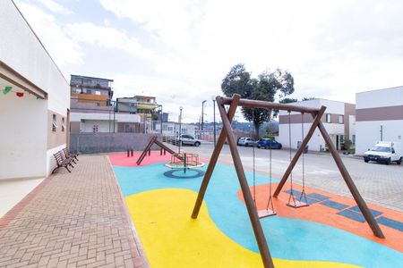 Casa de condomínio para alugar com 59m², 2 quartos e 1 vagaÁrea comum - Playground