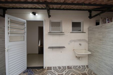 Casa de condomínio para alugar com 59m², 2 quartos e 1 vagaÁrea de Serviço