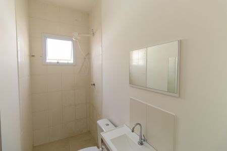 Casa de condomínio para alugar com 59m², 2 quartos e 1 vagaBanheiro Social