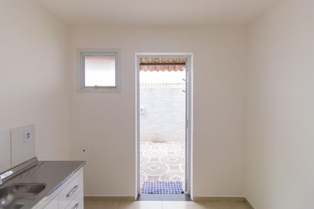 Casa de condomínio para alugar com 59m², 2 quartos e 1 vagaCozinha