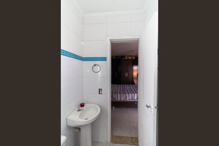 Casa à venda com 80m², 2 quartos e 1 vaga Casa à venda com 80m², 2 quartos e 1 vagaBanheiro da Suíte 1