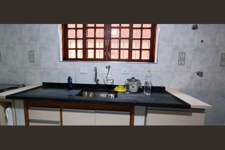 Casa à venda com 128m², 3 quartos e 4 vagas Casa à venda com 128m², 3 quartos e 4 vagasCozinha