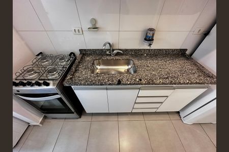 Apartamento à venda com 52m², 1 quarto e 1 vagaCozinha