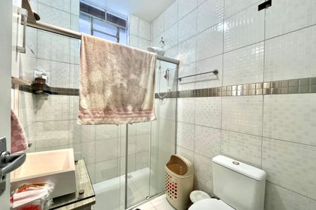 Casa à venda com 190m², 3 quartos e 2 vagasBanheiro da Suíte