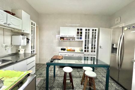 Casa à venda com 190m², 3 quartos e 2 vagasCozinha