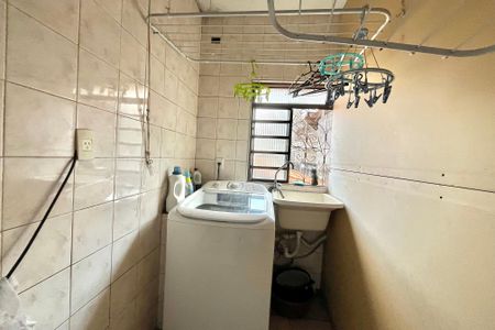 Casa à venda com 190m², 3 quartos e 2 vagasEdícula