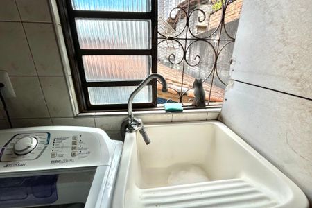 Casa à venda com 190m², 3 quartos e 2 vagasEdícula