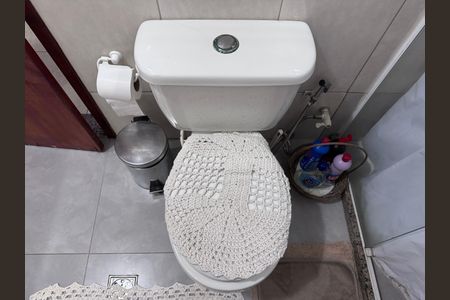 Casa à venda com 215m², 4 quartos e sem vagaSuíte 2 - Banheiro